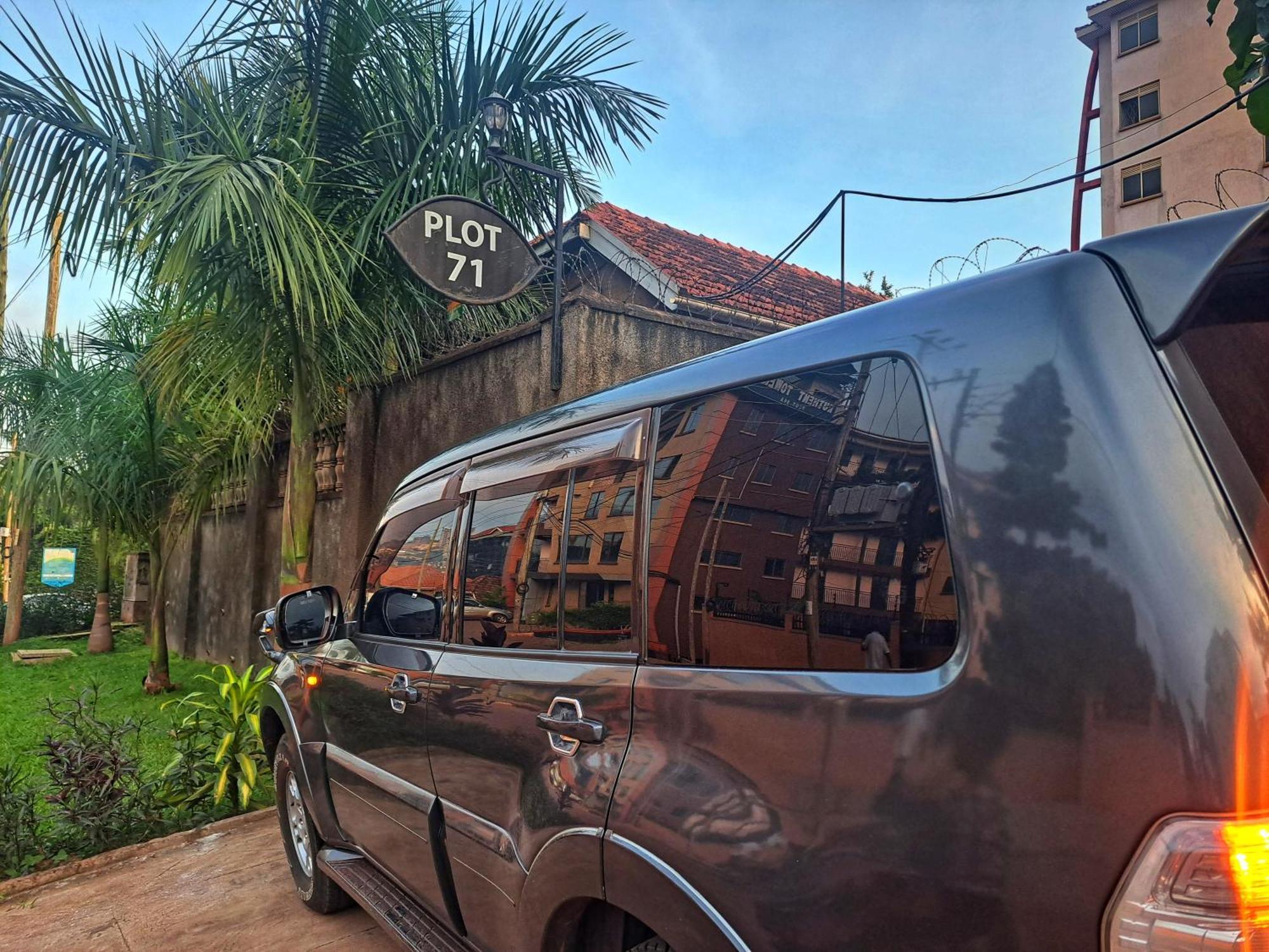Tgs Homestay คัมพาลา ภายนอก รูปภาพ